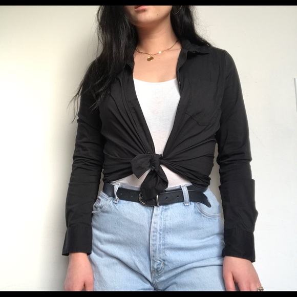 Black H&M button up - Picture 1 of 4
